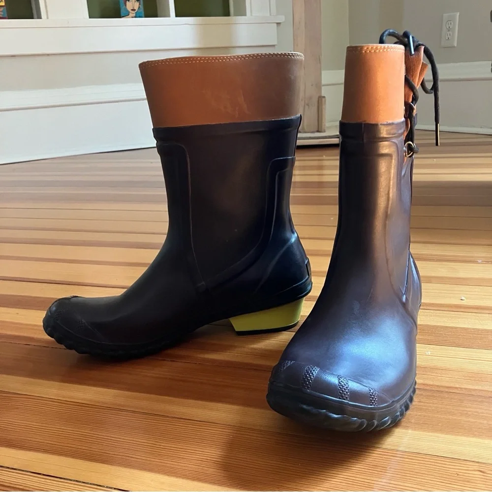 Sorel Conquest Carly Glow Womens 9 Waterproof Rubber Leather Rain Boots